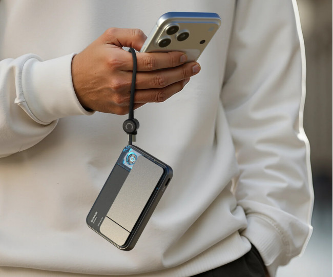 Компактний магнітний повербанк  Sharge ICEMAG 3